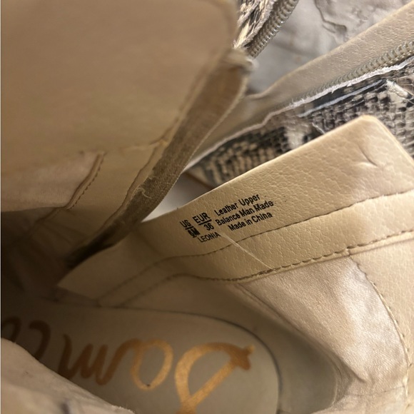 Size 6 Sam Edelman snake skin print leather western booties - Picture 8 of 8